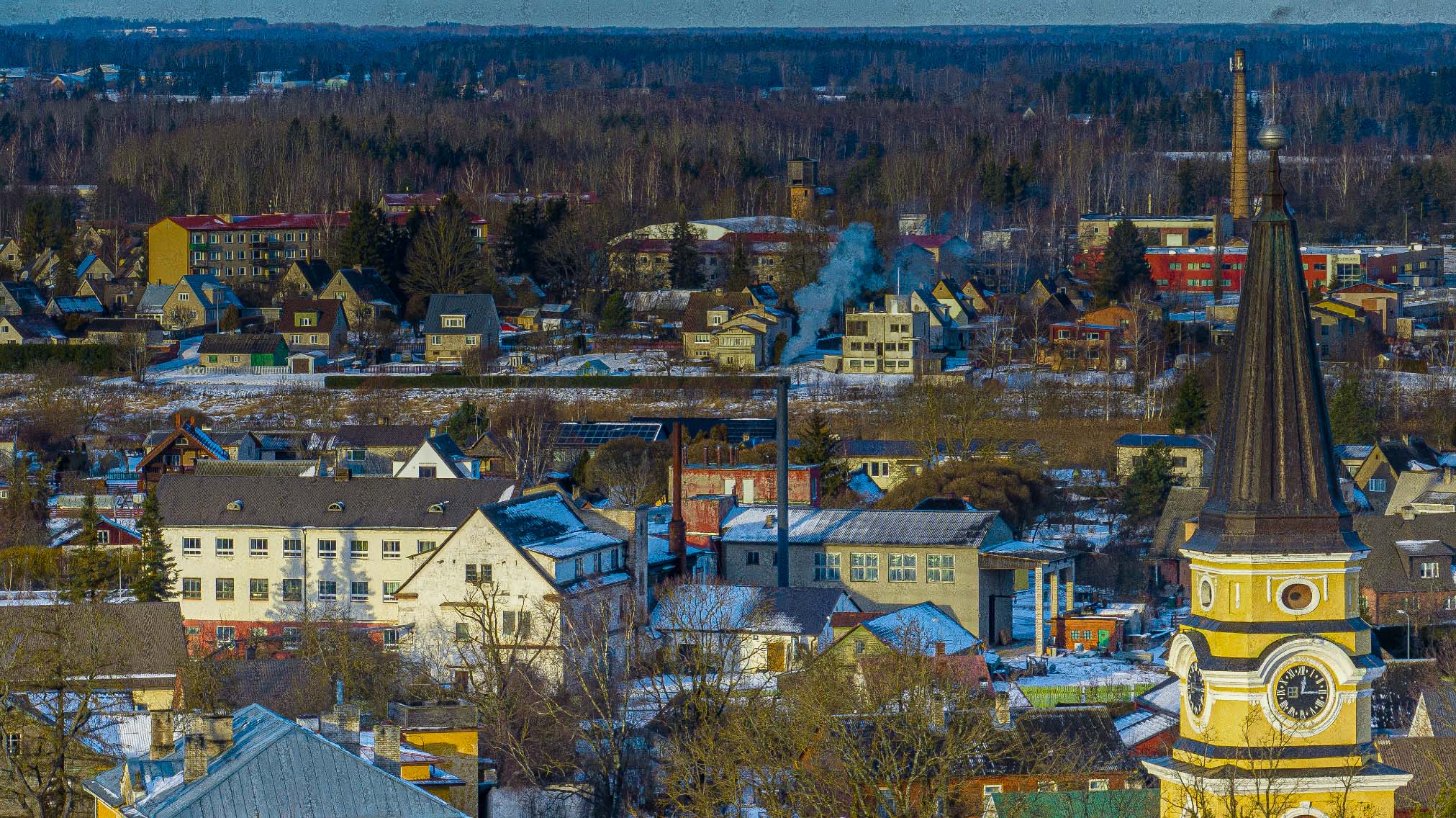 Võru jalatsivabrik Abris teatas detsembri keskpaigas poole hinnaga toodete müügist. Peale selle pakuti müügiks tootmises olnud materjalijääke, inventari ja tehnikat. Foto: Aigar Nagel